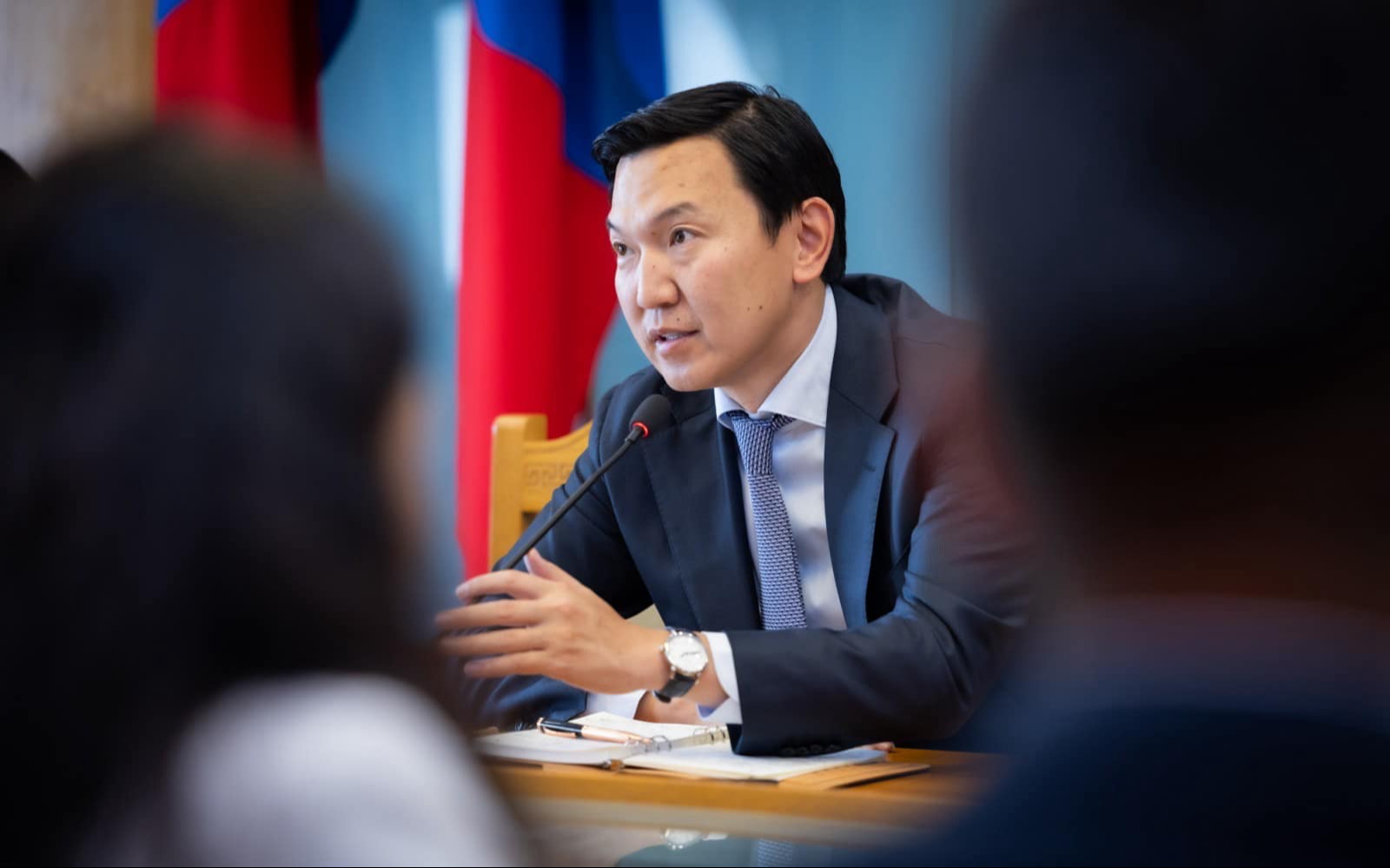 ТАНИЛЦ: Ерөнхий сайд Н.Учралын танхимд ажиллах сайд нар